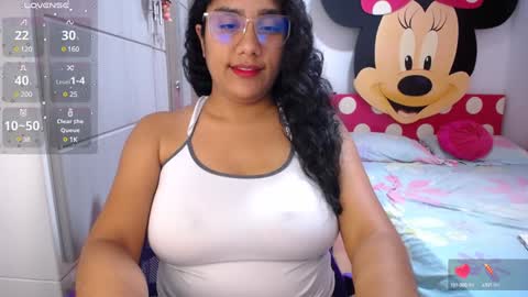 Snapshot of busty_nahiara chatting on January 2025 03:20:02 AM Nahiara online show from January 2025 03:20:02 AM
