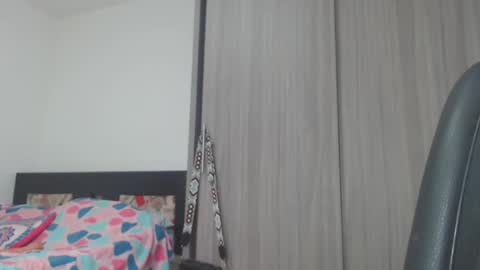 Snapshot of bustyamanda_ chatting on February 2025 03:26:01 PM Amanda online show from February 2025 03:26:01 PM