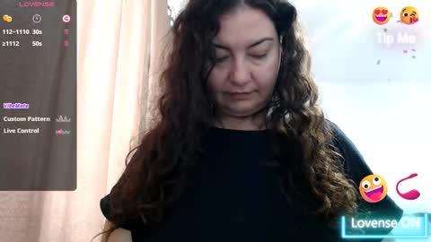 Snapshot of bustyemma chatting on February 2026 10:52:02 AM Emma online show from February 2026 10:52:02 AM