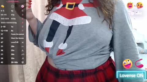 Snapshot of bustyemma chatting on February 2026 08:33:01 AM Emma online show from February 2026 08:33:01 AM