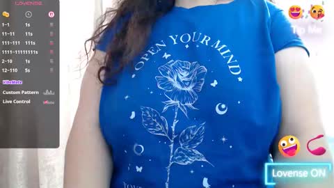 Snapshot of bustyemma chatting on February 2026 11:55:01 AM Emma online show from February 2026 11:55:01 AM