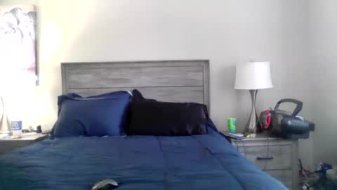 busybee83 online show from September 2025 02:17:02 PM