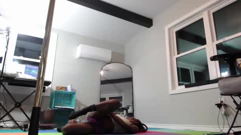 Goddess online show from November 2025 06:12:02 AM