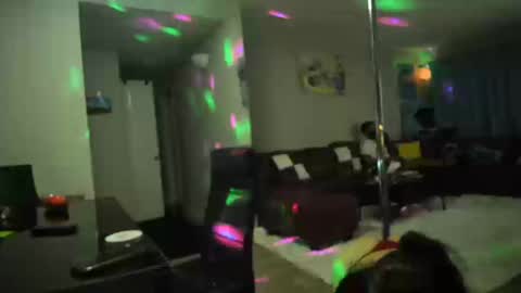 Snapshot of butter_pecanxoxo chatting on October 2025 10:05:02 AM butter_pecanxoxo online show from October 2025 10:05:02 AM