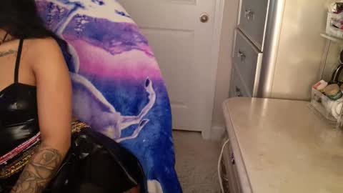 Snapshot of butterflybootyy chatting on March 2026 01:06:01 PM butterfly booty online show from March 2026 01:06:01 PM