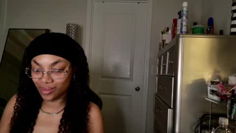 butterfly booty online show from April 2026 08:08:01 AM