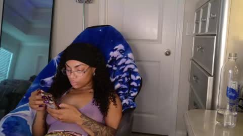 Snapshot of butterflybootyy chatting on May 2026 12:16:02 AM butterfly booty online show from May 2026 12:16:02 AM