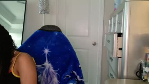 Snapshot of butterflybootyy chatting on May 2026 04:35:02 PM butterfly booty online show from May 2026 04:35:02 PM