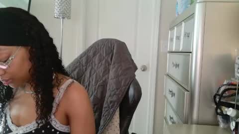 Snapshot of butterflybootyy chatting on May 2026 12:57:01 PM butterfly booty online show from May 2026 12:57:01 PM