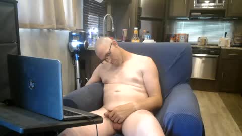 Snapshot of buttnaked4u1 chatting on July 2026 06:43:02 PM buttnaked4u1 online show from July 2026 06:43:02 PM