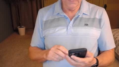 Snapshot of buttnakedfun954737 chatting on December 2024 10:23:02 AM Miles online show from December 2024 10:23:02 AM