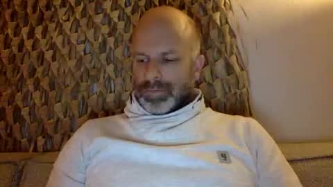 Snapshot of buurman1982isback chatting on November 2025 08:53:01 PM buurman1982isback online show from November 2025 08:53:01 PM