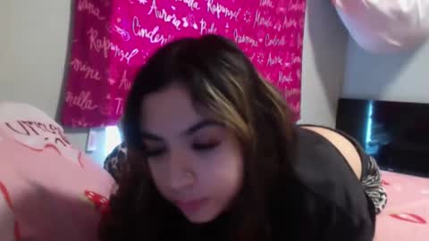 mia online show from March 2025 07:58:02 PM