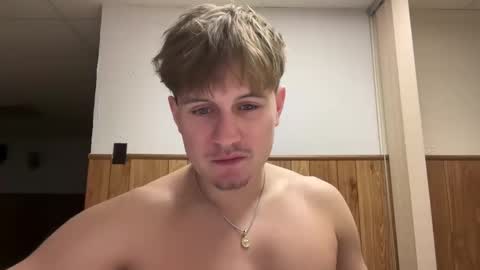 Snapshot of buzz5127 chatting on January 2026 03:53:01 AM buzz5127 online show from January 2026 03:53:01 AM