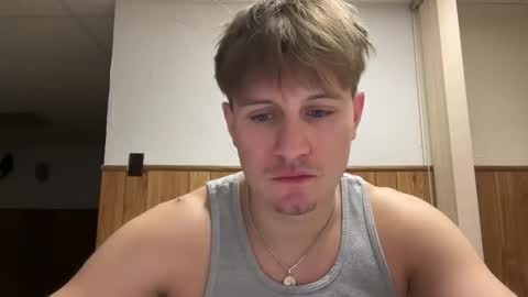 Snapshot of buzz5127 chatting on January 2026 04:15:01 AM buzz5127 online show from January 2026 04:15:01 AM