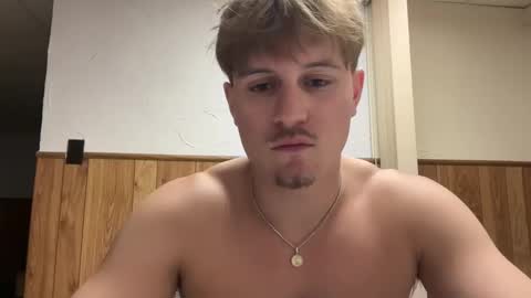 Snapshot of buzz5127 chatting on February 2026 05:15:01 AM buzz5127 online show from February 2026 05:15:01 AM