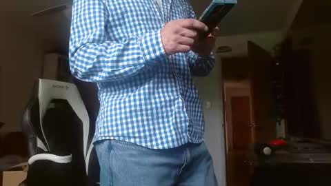 bwall1425 online show from May 2026 06:57:02 PM