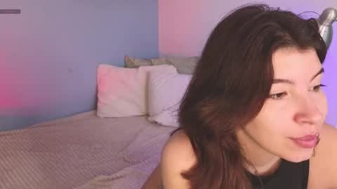 Kira online show from May 2026 10:44:02 AM