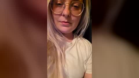 Momuknow online show from June 2026 05:39:01 AM