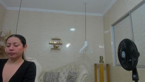 Camii Sweet  online show from April 2026 07:55:02 PM