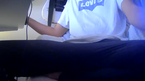 Snapshot of cachicho81 chatting on June 2026 06:44:01 PM cachicho81 online show from June 2026 06:44:01 PM