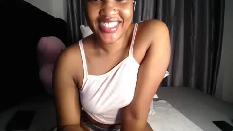 Snapshot of cadercey_kimmy01 chatting on February 2025 04:37:02 PM EVA online show from February 2025 04:37:02 PM