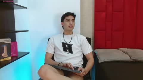 Cady online show from November 2025 08:24:02 PM