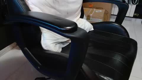 Snapshot of cafetabac chatting on January 2025 06:01:02 PM cafetabac online show from January 2025 06:01:02 PM