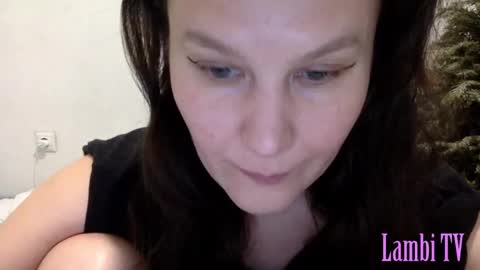 Snapshot of caffeinated_lamb chatting on January 2025 07:17:01 PM Lamb online show from January 2025 07:17:01 PM