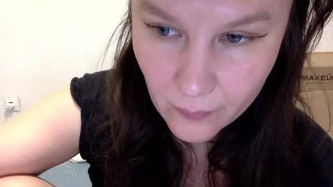 Snapshot of caffeinated_lamb chatting on October 2025 06:04:01 PM Lamb online show from October 2025 06:04:01 PM