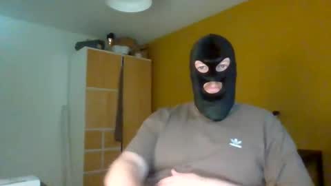 cagegag31 online show from April 2026 01:41:01 PM