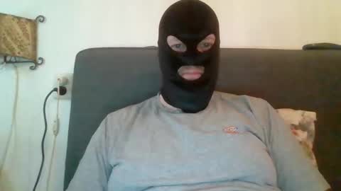 cagegag31 online show from April 2026 02:33:01 PM