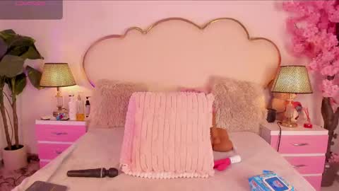 Snapshot of cahitlinbel chatting on May 2026 07:14:01 AM Cahitlin online show from May 2026 07:14:01 AM
