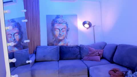 Snapshot of cailing chatting on February 2026 11:04:01 AM I am Katherine online show from February 2026 11:04:01 AM