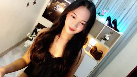 caitlin online show from September 2025 07:35:01 PM