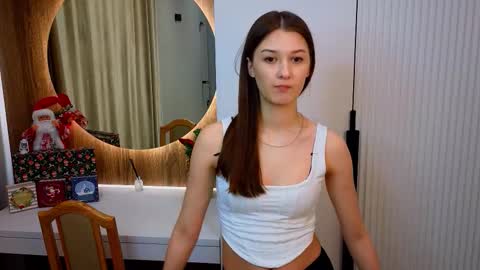 Kira online show from February 2026 12:26:01 PM