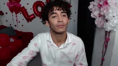 Snapshot of caius_fox chatting on February 2026 11:18:01 AM caius online show from February 2026 11:18:01 AM