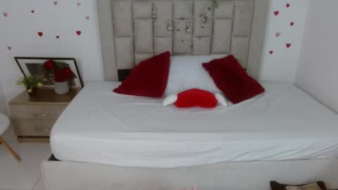 Snapshot of caius_fox chatting on March 2026 11:25:01 AM caius online show from March 2026 11:25:01 AM