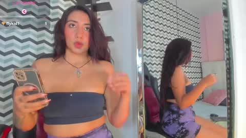 Snapshot of calanthelove chatting on March 2025 02:49:02 AM Calanthe online show from March 2025 02:49:02 AM