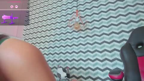 Snapshot of calanthelove chatting on March 2025 03:46:02 AM Calanthe online show from March 2025 03:46:02 AM