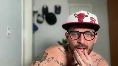 Snapshot of californiabrazilian chatting on April 2026 09:42:01 PM CaliforniaBrazilian online show from April 2026 09:42:01 PM