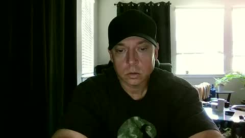Snapshot of caligrown1154 chatting on July 2026 05:37:02 PM caligrown1154 online show from July 2026 05:37:02 PM