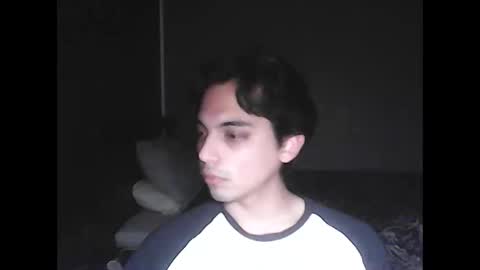 Snapshot of caligula_99 chatting on April 2026 01:10:01 AM Calgula online show from April 2026 01:10:01 AM