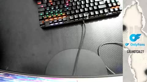 calihotcaliente27 online show from October 2025 11:31:01 AM