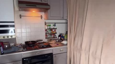 Caliiie of online show from February 2025 06:31:01 AM