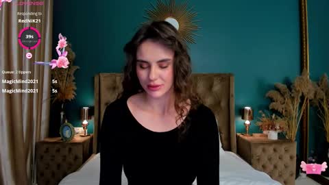 Cali online show from October 2025 07:52:01 PM