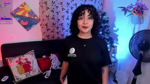 Snapshot of caliope_moreauu chatting on December 2024 04:34:02 AM Caliope Moreau online show from December 2024 04:34:02 AM