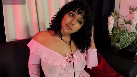 Snapshot of caliope_moreauu chatting on September 2025 03:51:01 AM Caliope Moreau online show from September 2025 03:51:01 AM