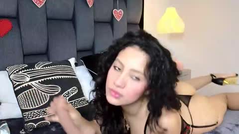 Snapshot of calipso_parisi chatting on February 2026 01:30:02 PM Calipso Parisi online show from February 2026 01:30:02 PM