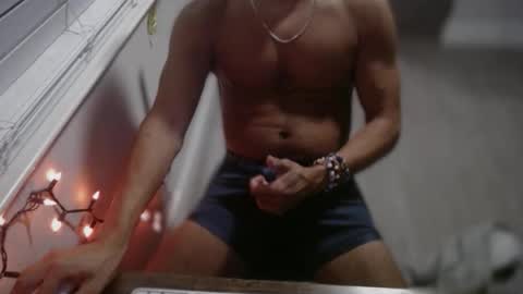 Snapshot of caliwine1306 chatting on September 2025 05:44:01 AM caliwine1306 online show from September 2025 05:44:01 AM